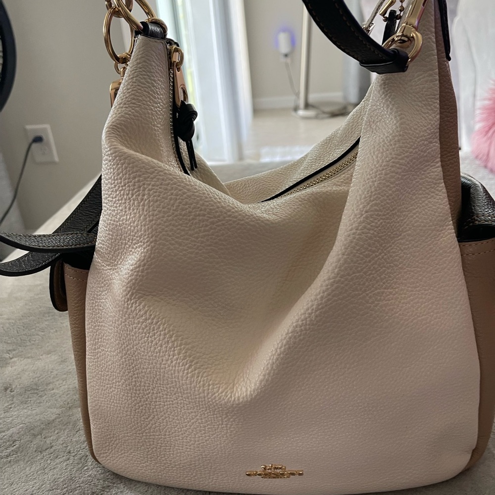 Coach Cream and Black Pebbled Leather Shoulder Bag